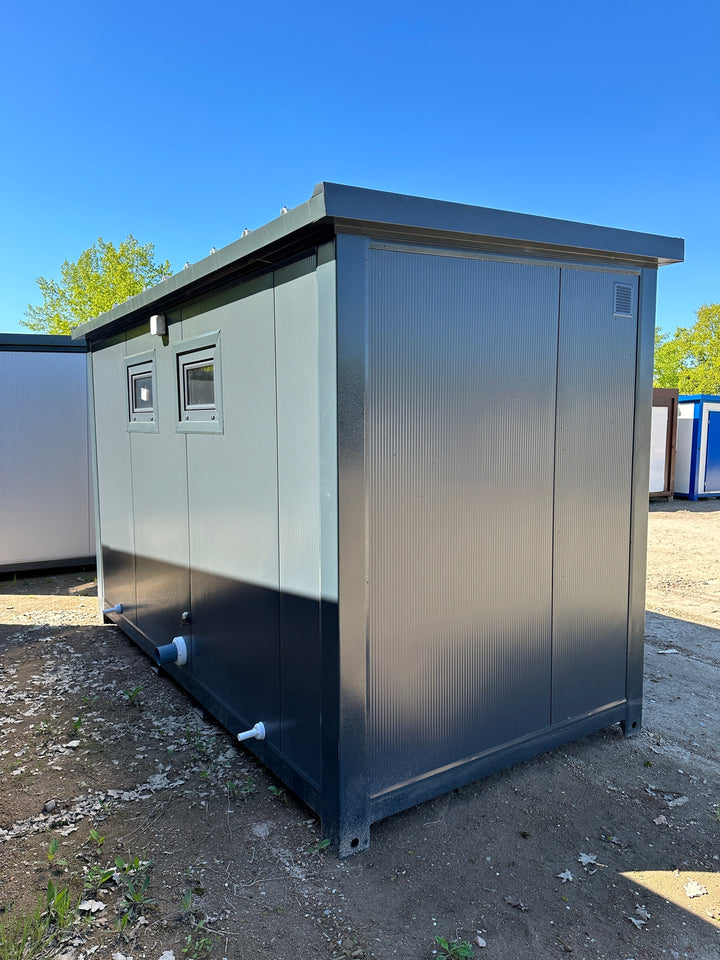 CONTAINER SANITARIO 4,00 x 2,00 M CON WC E DOCCIA