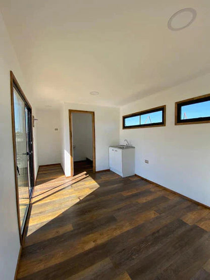 CABINA MODULARE IN NOCE 18M²